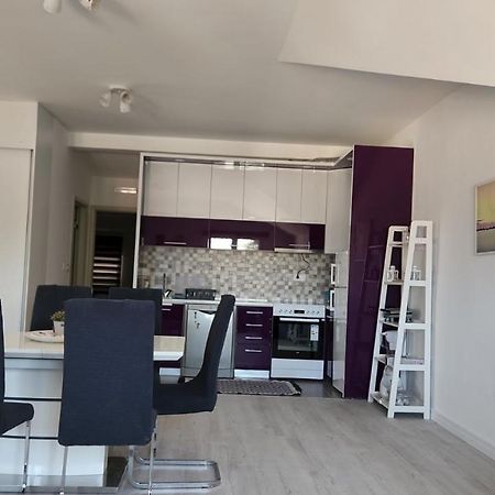 Apartmani Mia Sorajic Petrovac Exterior foto