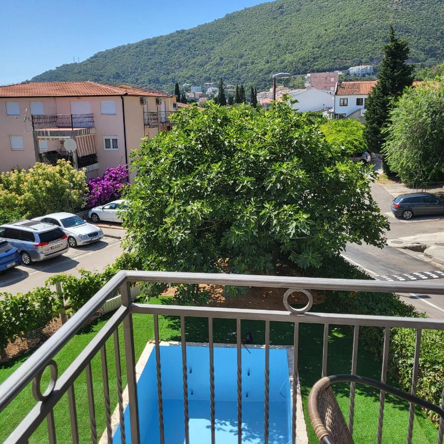 Apartmani Mia Sorajic Petrovac Exterior foto