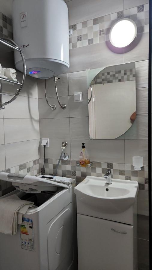 Apartmani Mia Sorajic Petrovac Exterior foto