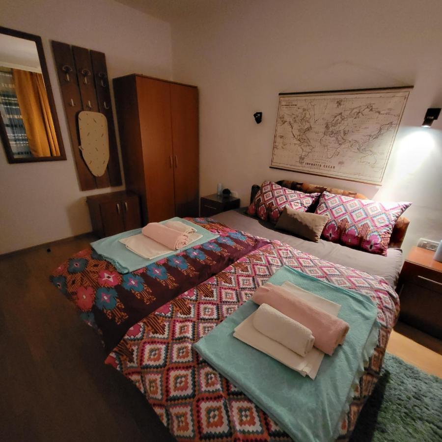 Apartmani Mia Sorajic Petrovac Exterior foto